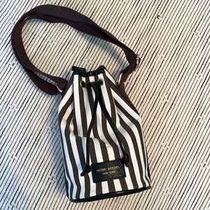 HB wine tote. Never used. Great collectors item or gift!